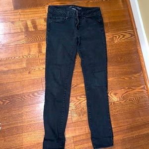 American Eagle stretch skinny black jeans - size 8